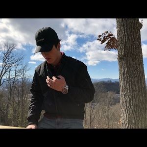 Meet your Posher, Austin